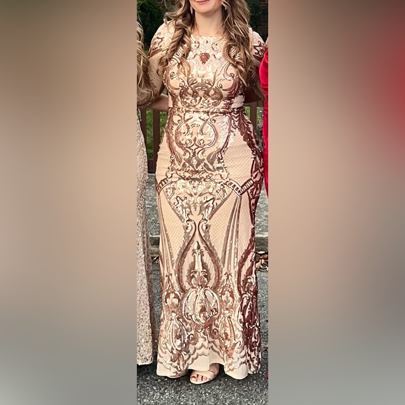 Betsy & Adam Sequin Gown - Picture 7 of 8